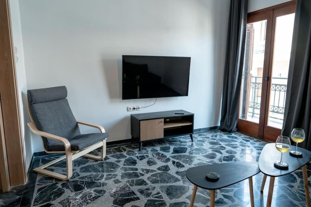 Апартаменты Olvia A Breath Away From Old Town Center Ретимно Экстерьер фото
